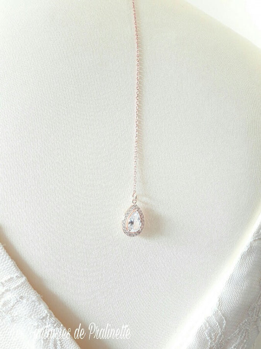 Ana-Malia bijou de dos mariage goutte sertie et strass rose gold, pendentif oxyde de zirconium, bijou de dos mariée