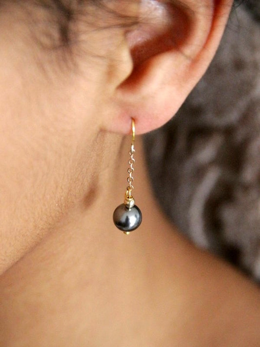 Noa boucles d'oreilles mariage perles grises