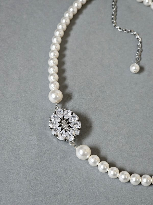 Collier mariage de perles asymétrique Généva
