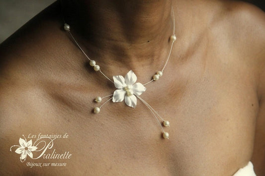 Bijou mariage Inès collier de mariée fleur en satin de soie