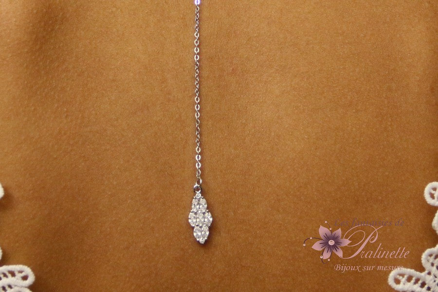 Bijou de dos amovible pour la mariée forme grappe