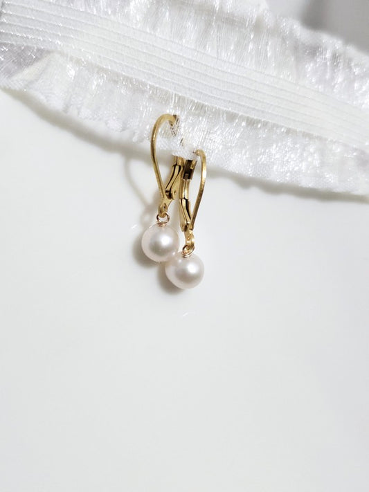Boucles d'oreilles dormeuses Katie perles de culture, bijoux mariage