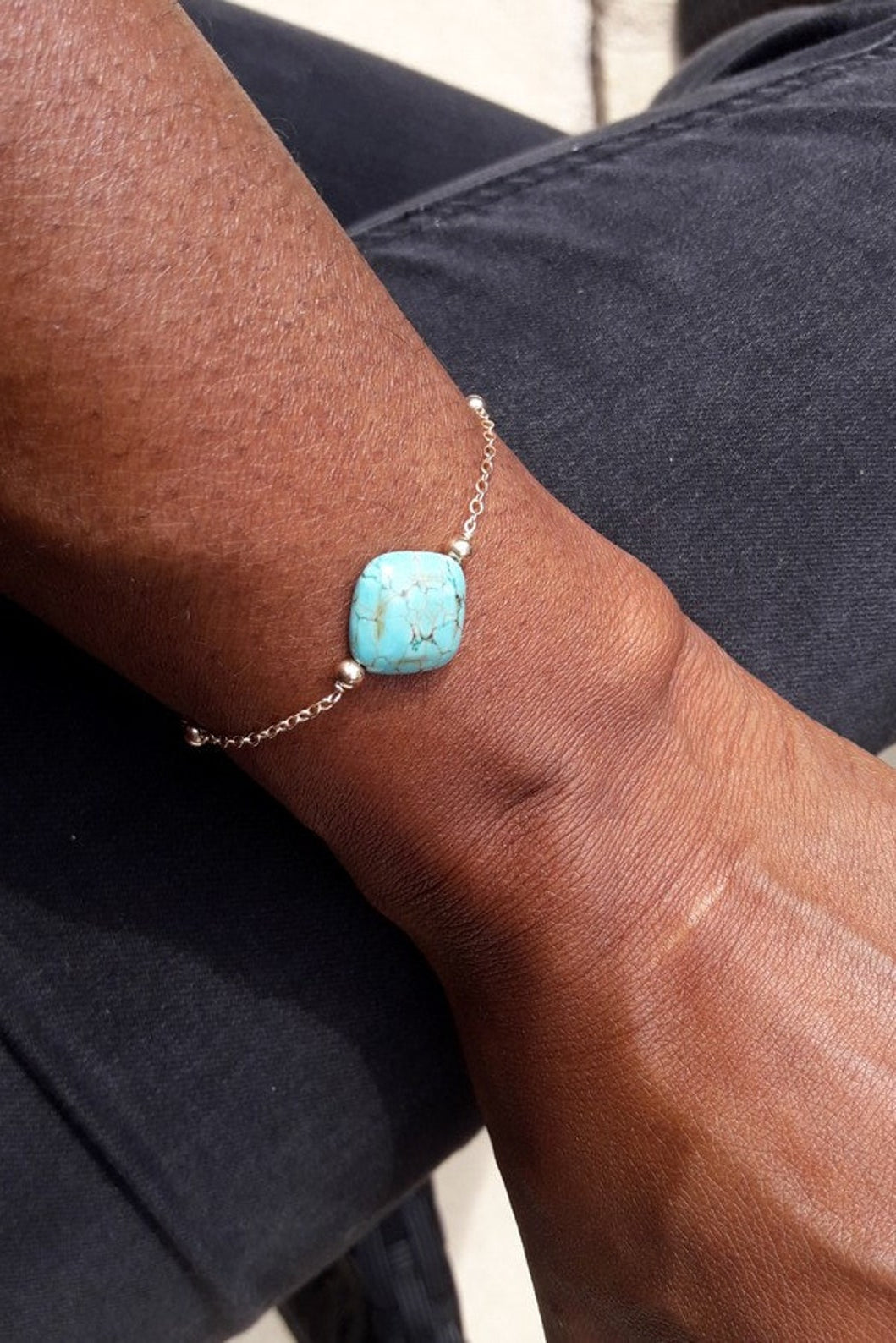 Bracelet gold filled et perle losange howlite turquoise