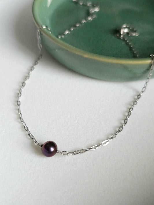Collier Arya perle d'eau douce aubergine