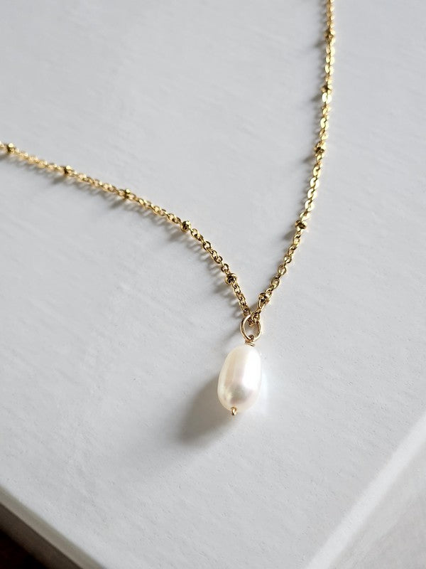 Bijou de mariage collier goutte perle de culture, chaîne perlée satellite