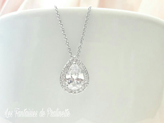 Nérine pendentif collier de mariage cabochon oxydes de zirconium serti et strass sur fine chaine - Prêt à porter