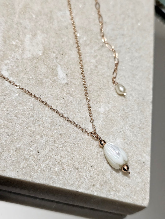 Commande personnalisée Sophie L. - Collier Jacinthe fleur de nacre rose gold filled