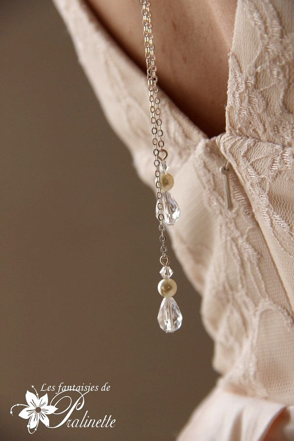 Collier mariage de dos deux pendants et gouttes en cristal