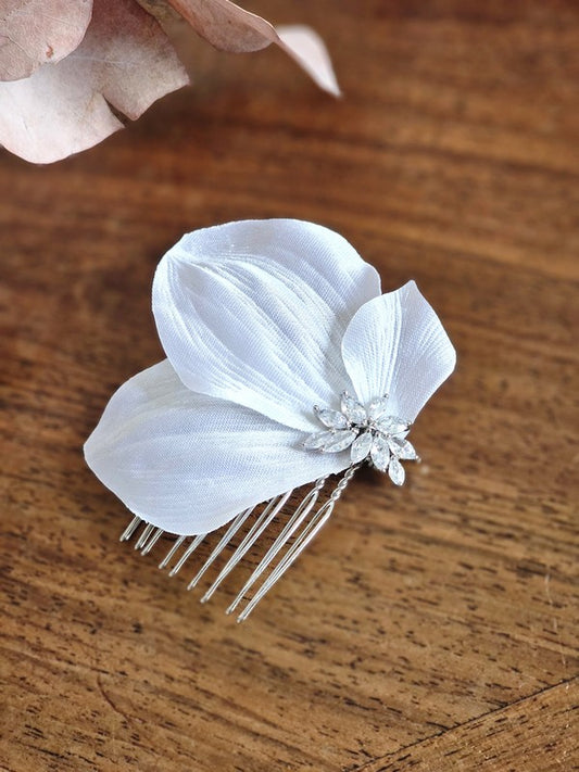 Peigne cheveux mariage pétales et zirconium