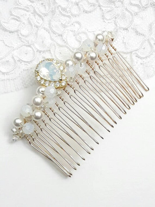 Peigne mariée blanc opal cristal et perles