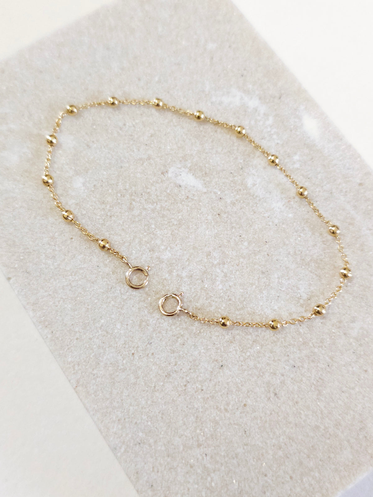 Bracelet Univers gold filled - Bracelet plaqué or chaîne boules - Bracelet chaîne satellites