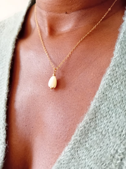 Collier Jacinthe fleur de nacre et gold filled