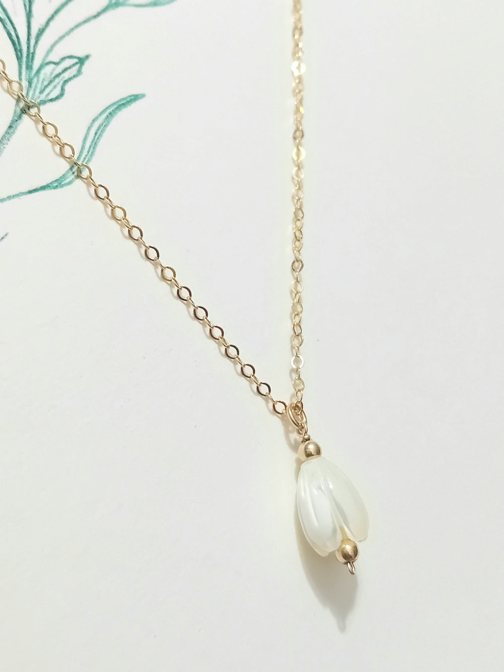 Collier Jacinthe fleur de nacre et gold filled