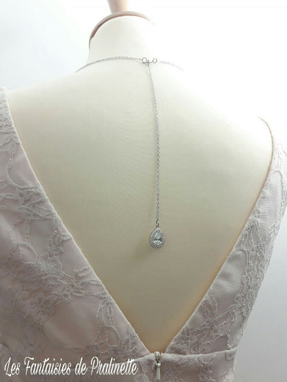 Ana-Malia bijou de dos mariage goutte sertie et strass, pendentif oxyde de zirconium, bijou de dos mariée