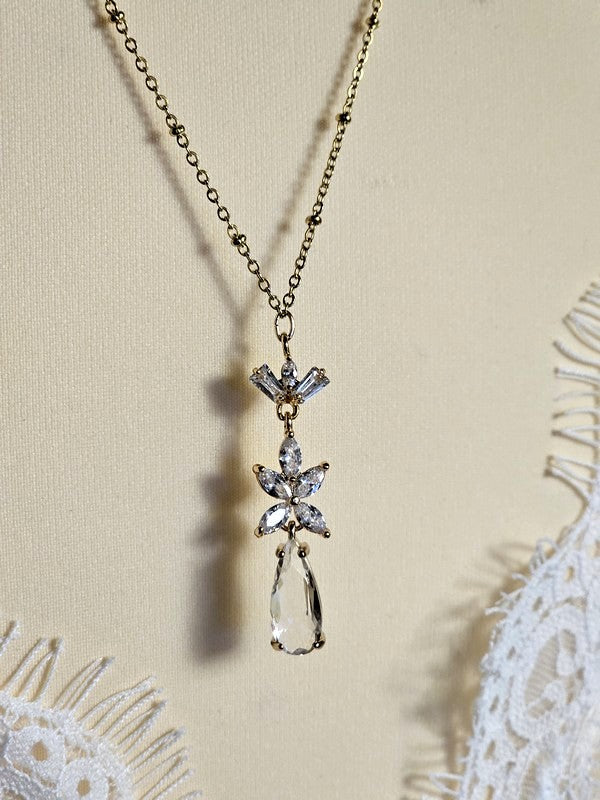 Collier mariage bijoux de dos zirconium et perle de culture - Prêt à porter