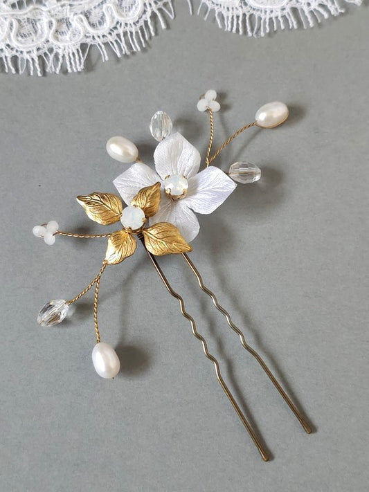 Pic à chignon fleur en soie et dorée
