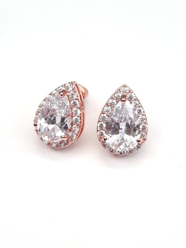 Boucles d'oreilles clous solitaire gouttes poires en zirconium Dorisse