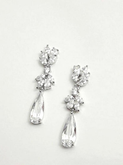 Naelle boucles d'oreilles gouttes et strass oxyde de zirconium