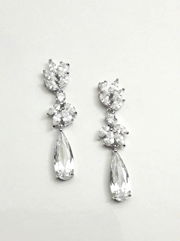 Naelle boucles d'oreilles gouttes et strass oxyde de zirconium