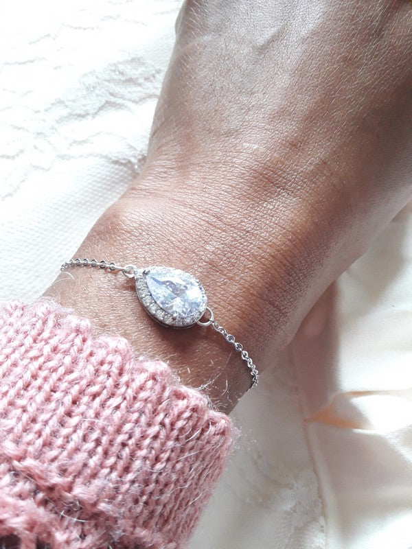 Bracelet bijou de mariage goutte en zirconium Dorisse