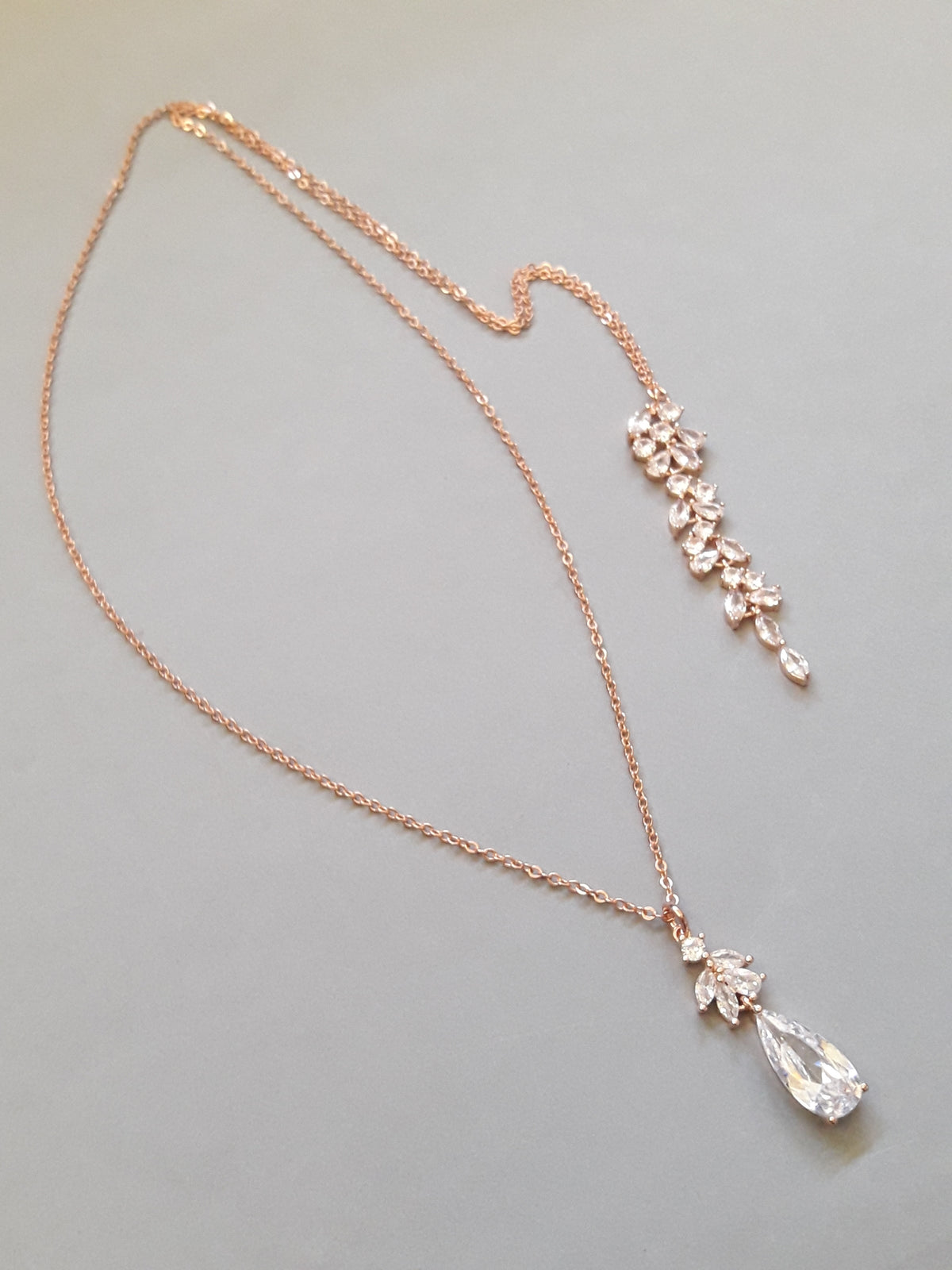 Collier de dos mariage Naelle rose gold