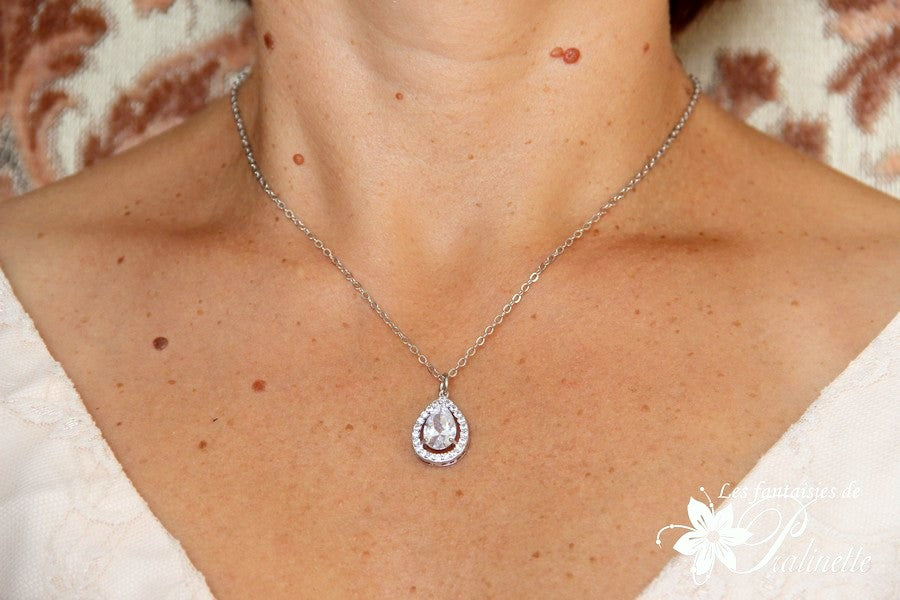 Ana-Malia pendentif collier de mariage cabochon oxyde de zirconium serti et strass sur fine chaine
