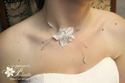 Oui collier mariage fleur en satin et oui arabesques