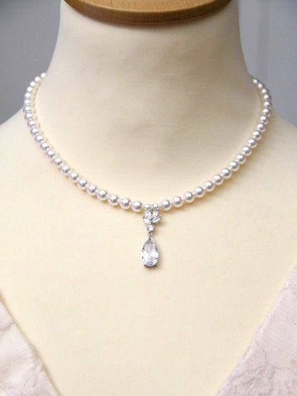 Collier mariage de perles et pendentif zirconium Agathe