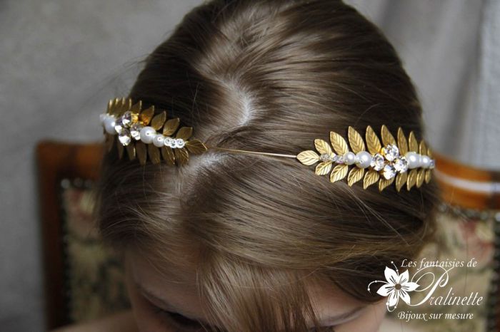 Couronne de mariage deux branches de feuilles de laurier dorées rebrodées de cristal