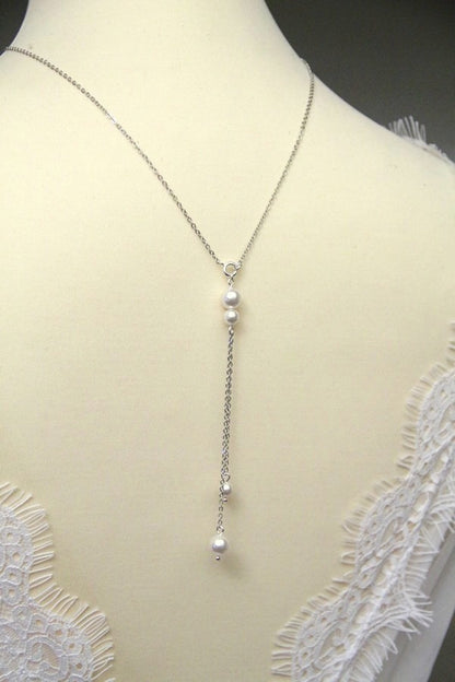 Collier de dos Irenée avec fermoir et pendentif de dos amovible