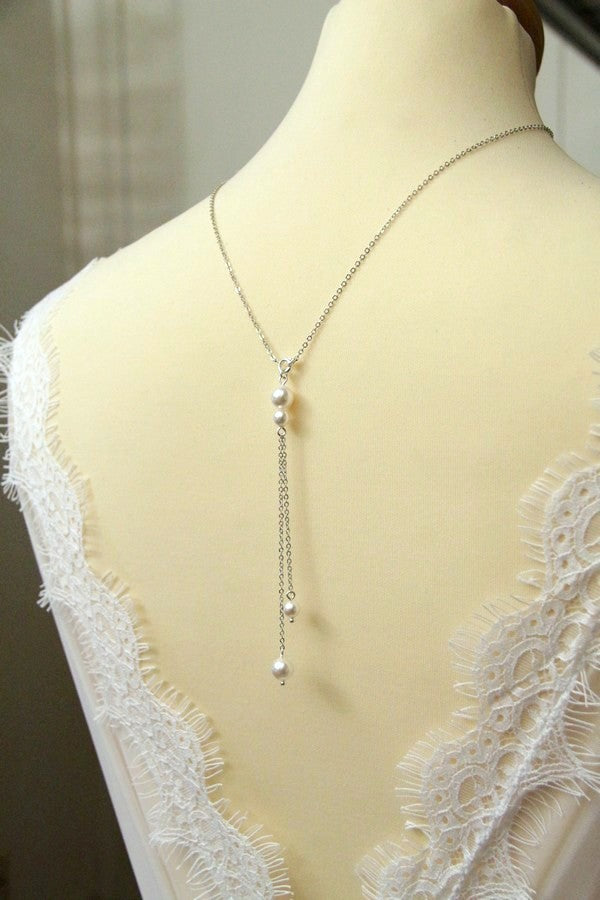 Collier de dos Irenée avec fermoir et pendentif de dos amovible