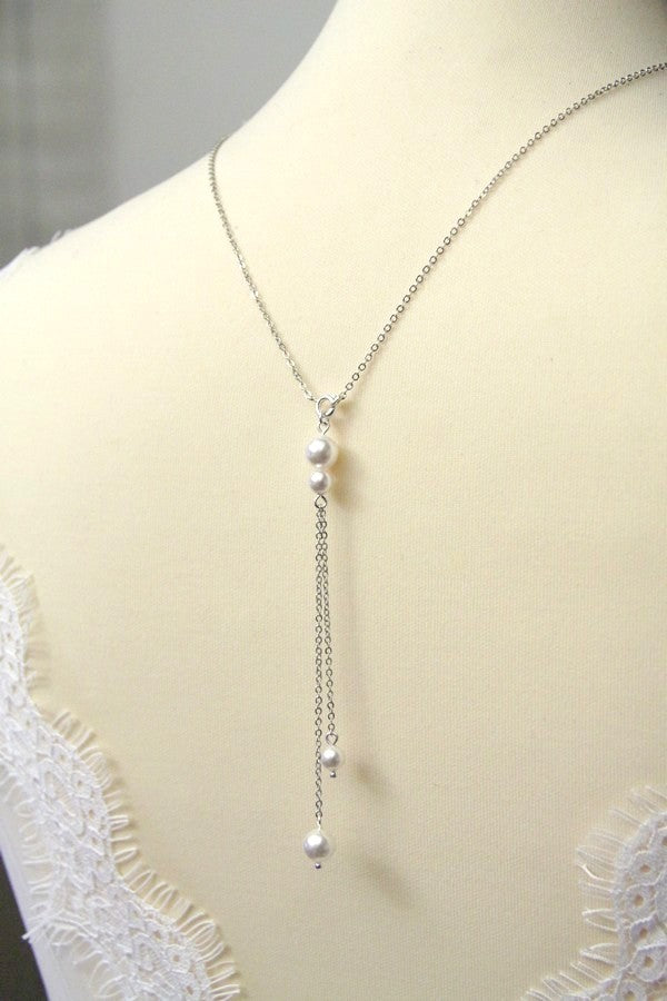 Collier de dos Irenée avec fermoir et pendentif de dos amovible