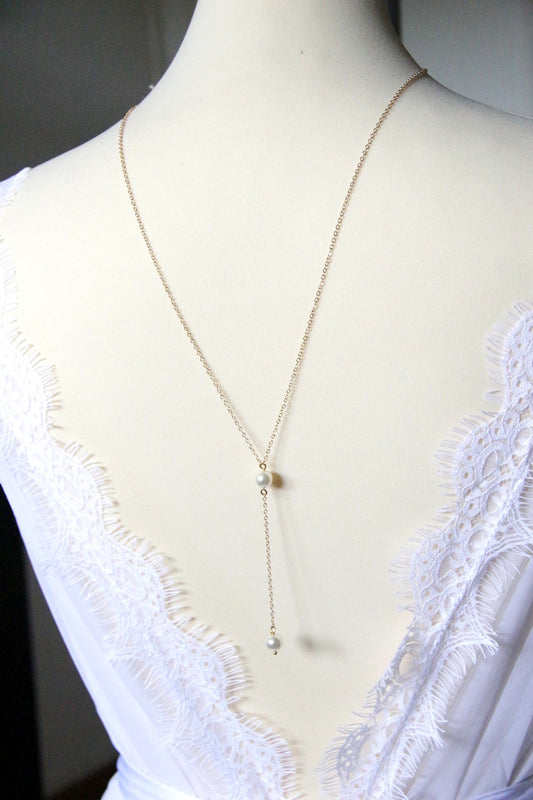 Collier de dos mariage plaqué-or gold filled et perles de culture