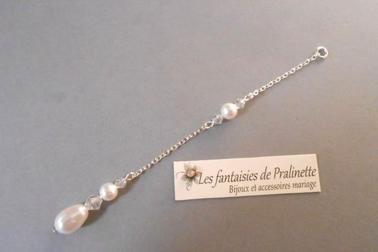 Bijoux de dos mariage pendentif goutte et perles parsemées