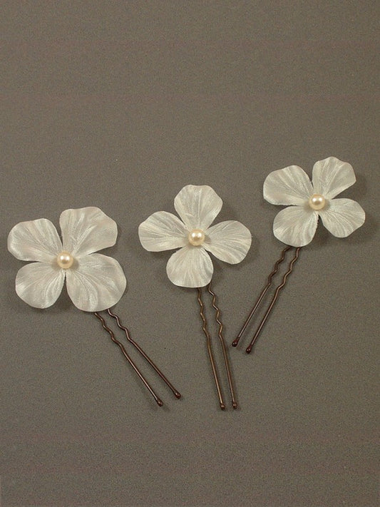 Pics Bahia accessoires de coiffures mariées fleurs en satin