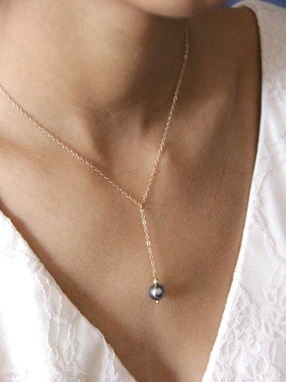 Noa collier de mariage pendant chaîne et perle grise