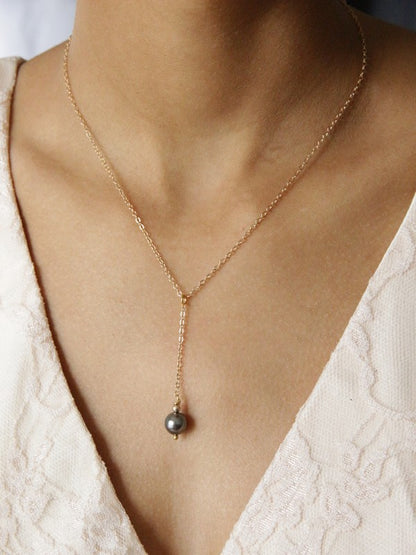 Noa collier de mariage pendant chaîne et perle grise