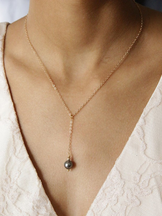 Noa collier de mariage pendant chaîne et perle grise