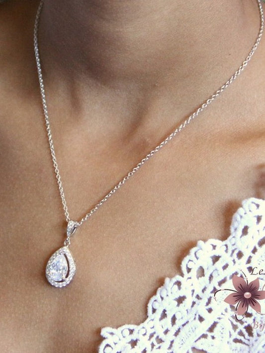 Malia pendentif collier de mariage doré zirconium et strass sur fine chaine