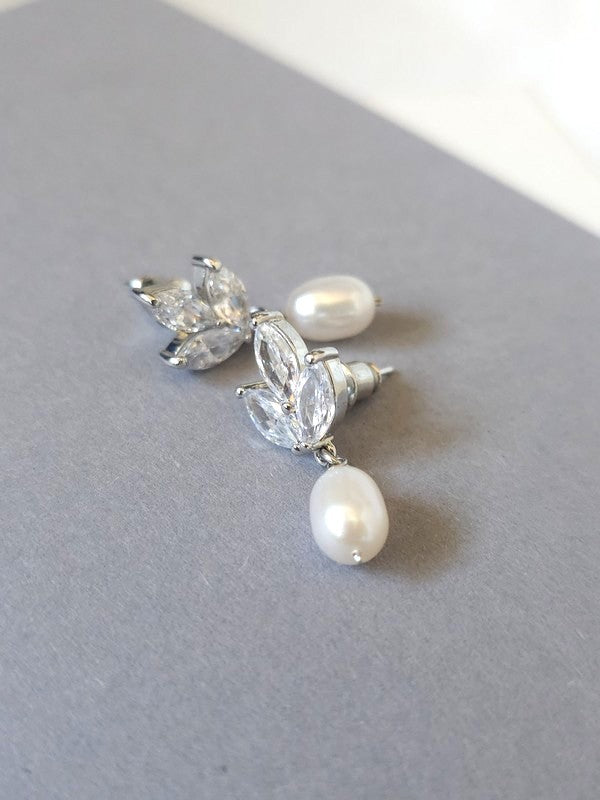 Clous d'oreilles zirconium et perles de culture - Prêt à porter bijoux mariage