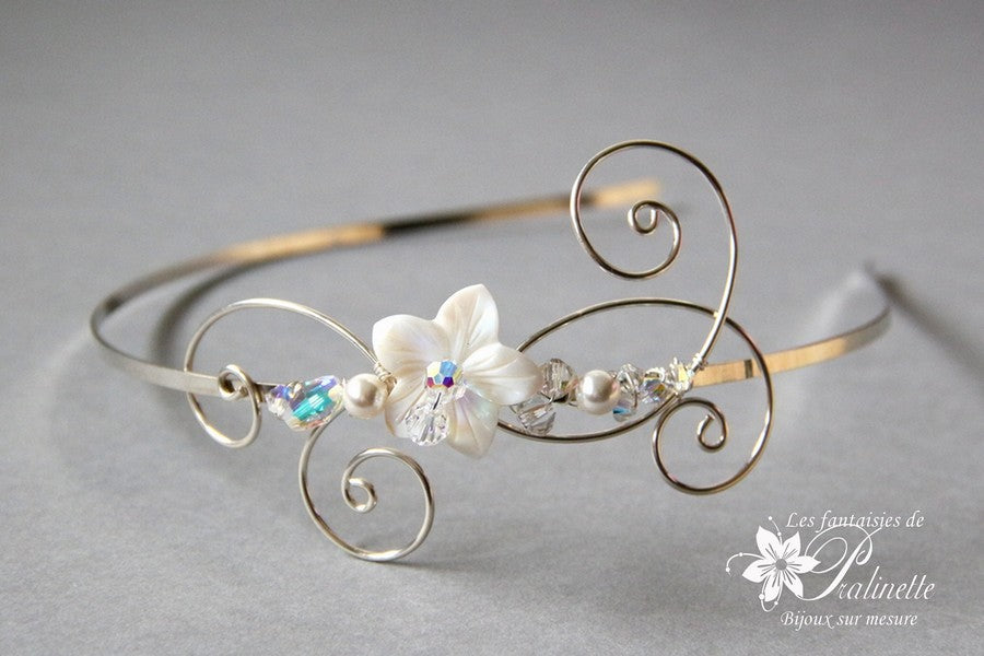 Serre-tête headband mariage fleur de nacre et arabesques