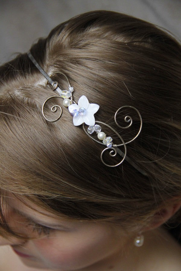 Serre-tête headband mariage fleur de nacre et arabesques