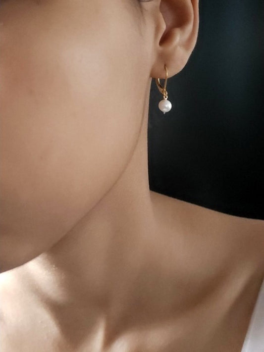 Boucles d'oreilles dormeuses Katie perles de culture, bijoux mariage