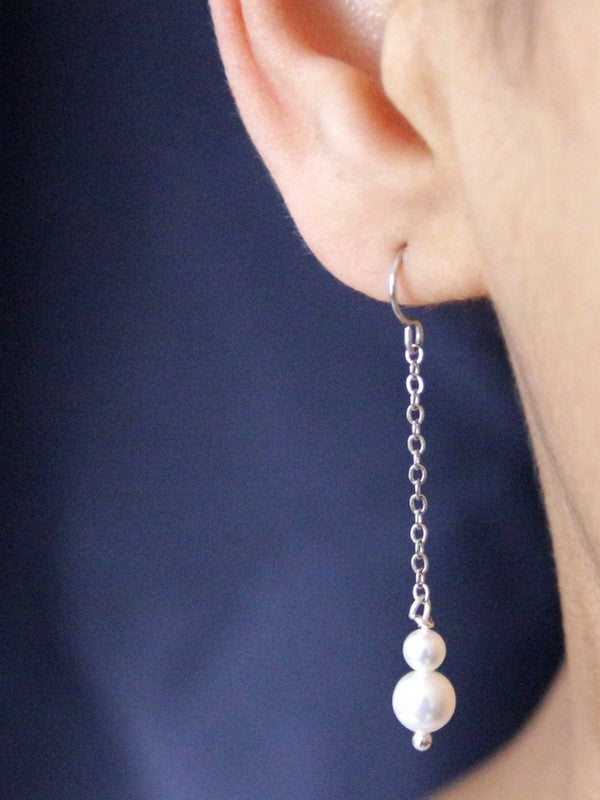 Boucles d'oreilles mariage duo de perles sur fine chaîne