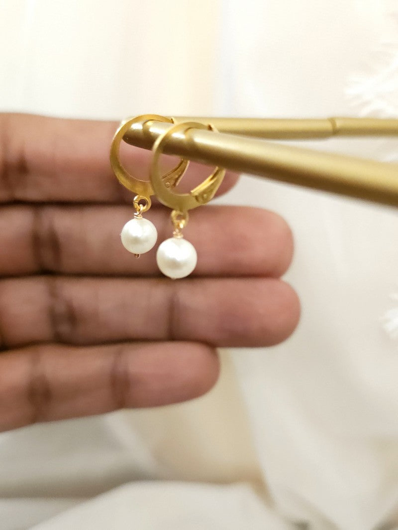 Boucles d'oreilles mariage une perle Monika courte