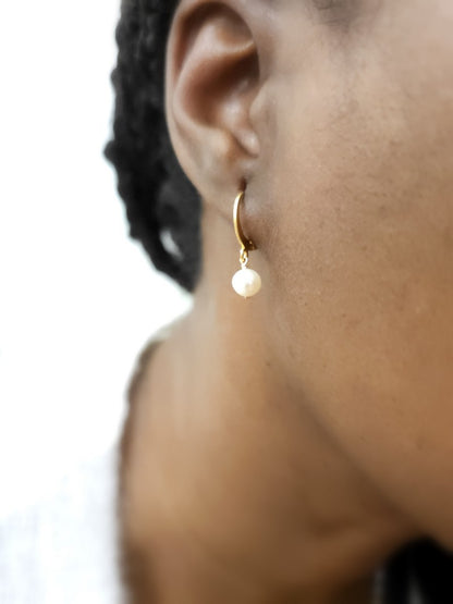 Boucles d'oreilles mariage une perle Monika courte