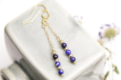 Boucles d'orelles pendantes gold filled et lapis-lazuli