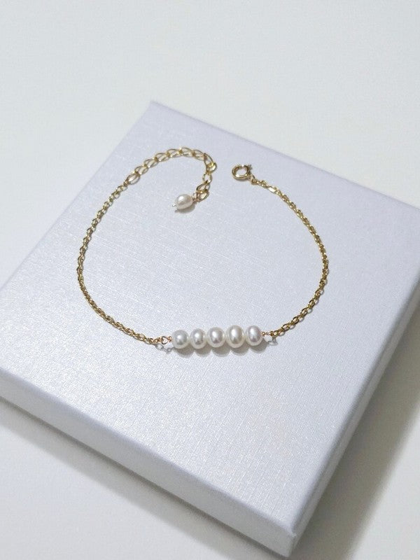 Bracelet mariage minimaliste petites perles de culture d'eau douce