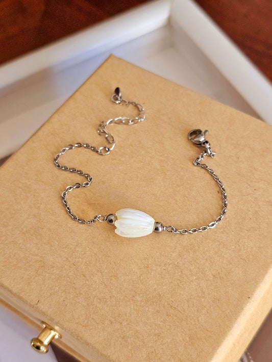 Bracelet Mila fleur de nacre jacinthe du Cap