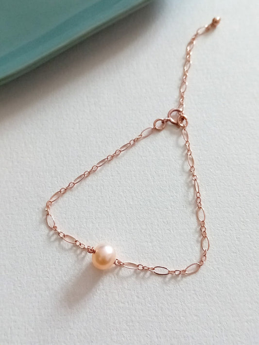 Bracelet Alba rose gold filled et perle de culture pêche mailles alternées